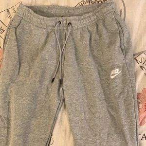 Nike women’s sweatpants